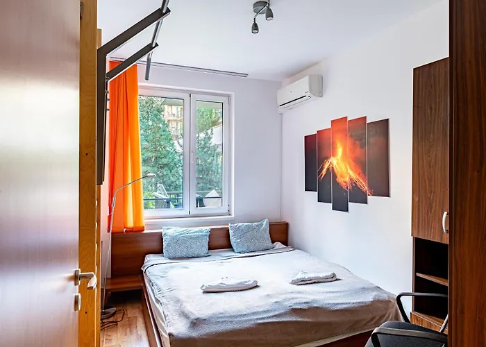 Zoe Apartman