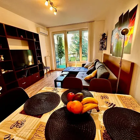 Zoe Apartment